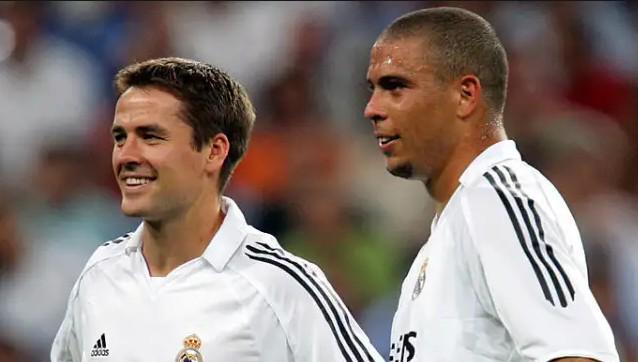 自信而忽略 自信而忽略